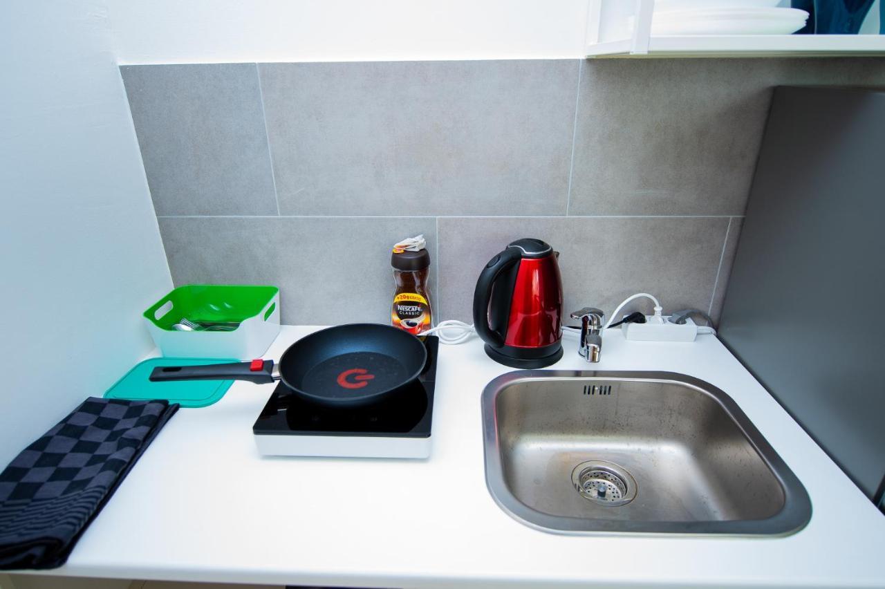 Prime Living Apartments Kueche Netflix Norymberga Zewnętrze zdjęcie